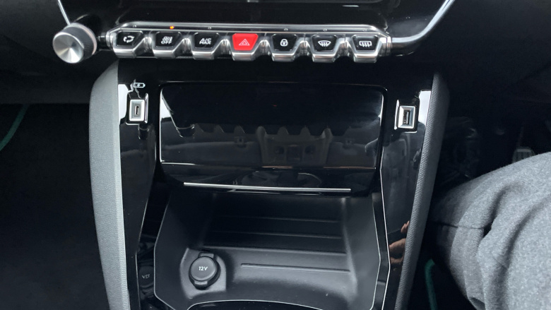 Peugeot 208 1.2 PureTech 100 Allure Premium 5dr Petrol Hatchback